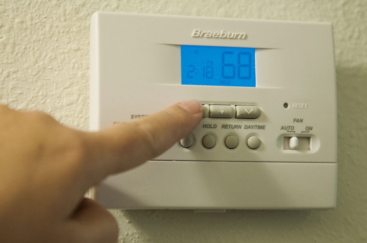 Choosing and Programming Your Thermostat - Home Comfort Experts